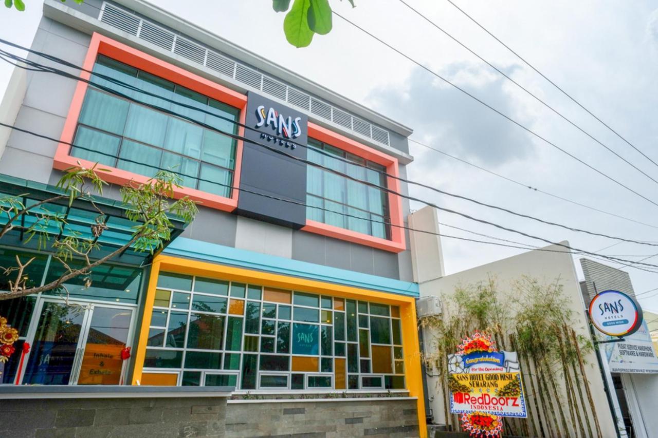 Sans Hotel Good Wish Semarang Jomblang Exteriér fotografie