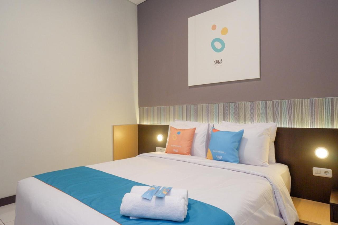 Sans Hotel Good Wish Semarang Jomblang Exteriér fotografie