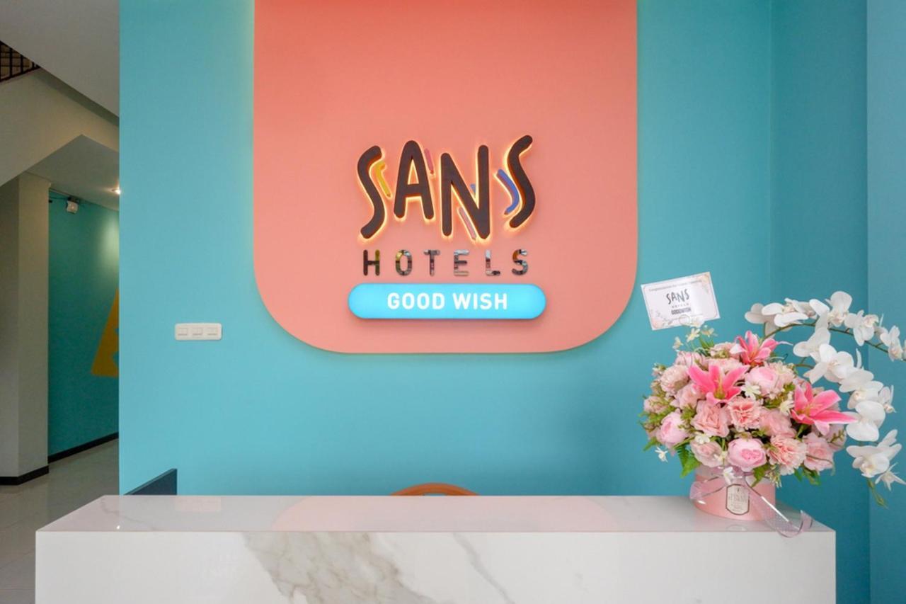 Sans Hotel Good Wish Semarang Jomblang Exteriér fotografie