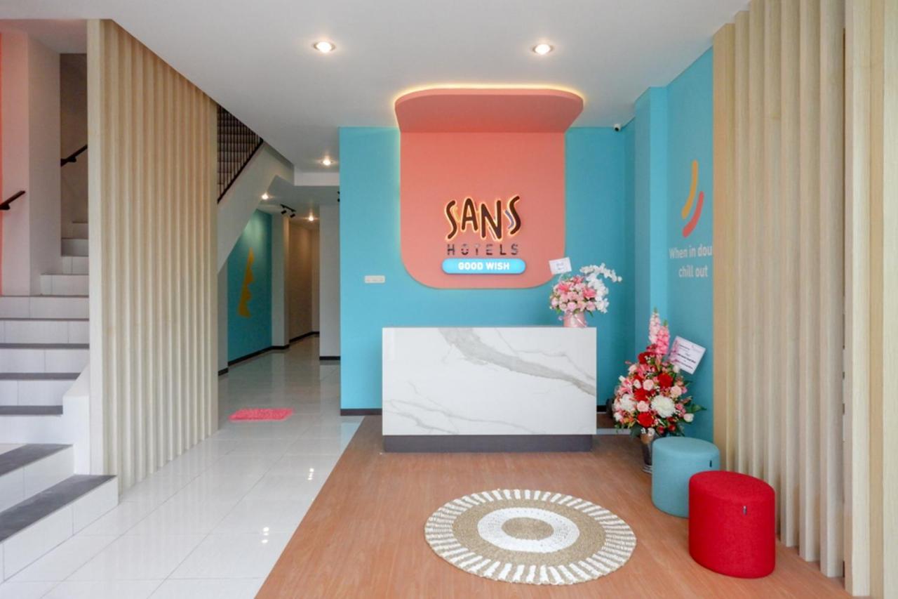 Sans Hotel Good Wish Semarang Jomblang Exteriér fotografie