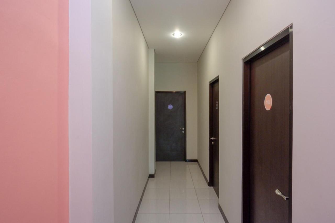 Sans Hotel Good Wish Semarang Jomblang Exteriér fotografie