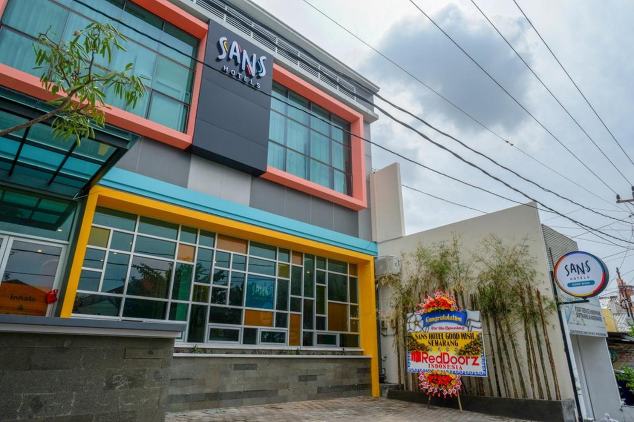 Sans Hotel Good Wish Semarang Jomblang Exteriér fotografie